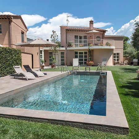 Casa Maraviglia Villa ลุคคา ภายนอก รูปภาพ